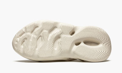 Yeezys Foam RNNR Ararat